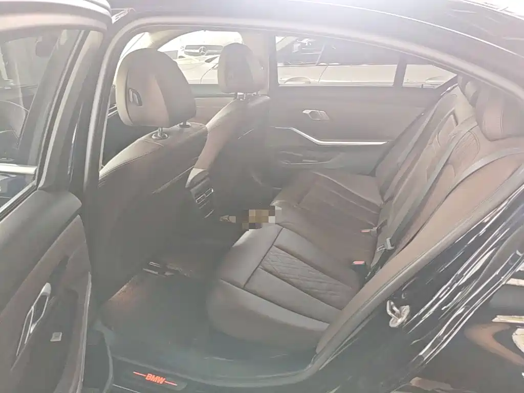 BMW i3 — миниатюра 13