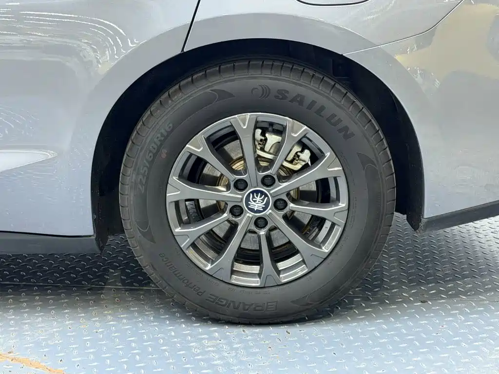 BYD Qin L — миниатюра 10