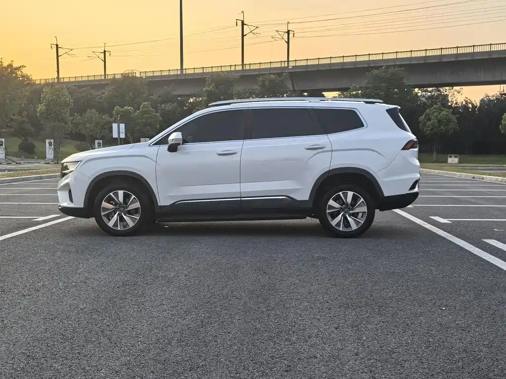 Geely Haoyue — миниатюра 3