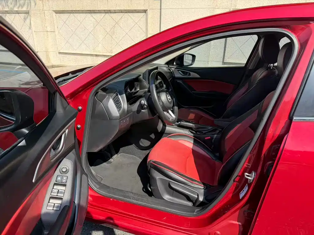 Mazda 3 Axela — миниатюра 5