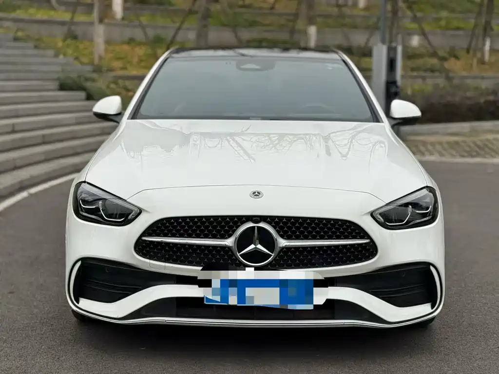 Mercedes-Benz C-Class — миниатюра 2