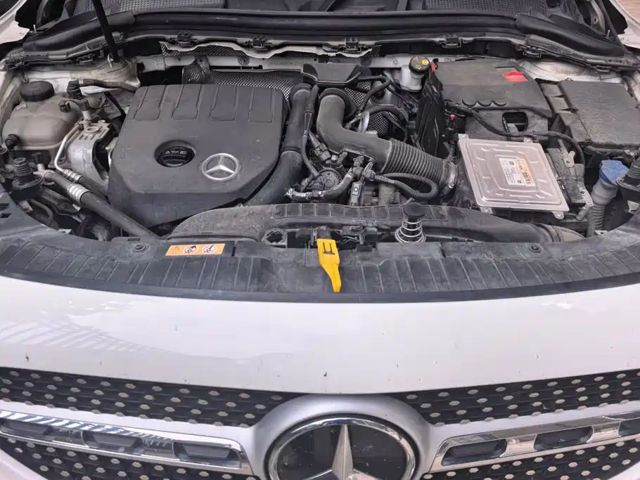 Mercedes-Benz GLA — миниатюра 10