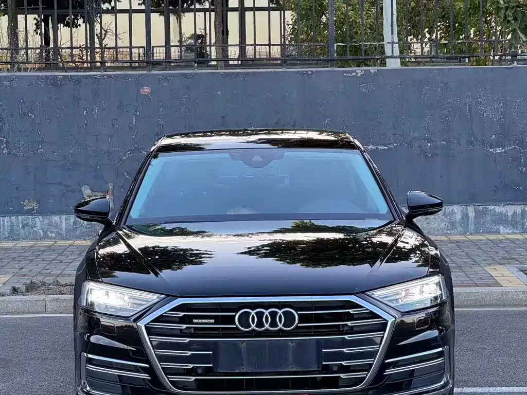 Audi A8 — миниатюра 3