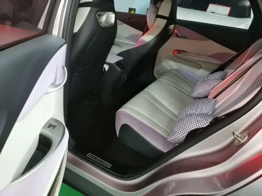 BYD Dolphin — миниатюра 17