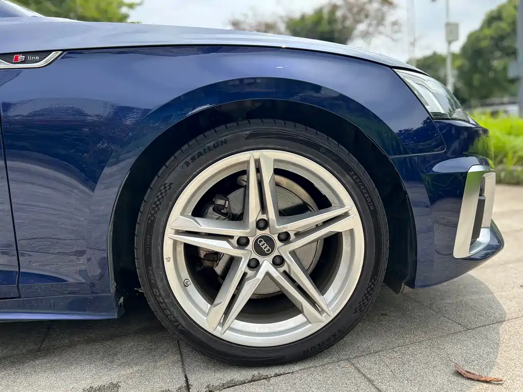 Audi A5 (Import) — миниатюра 7
