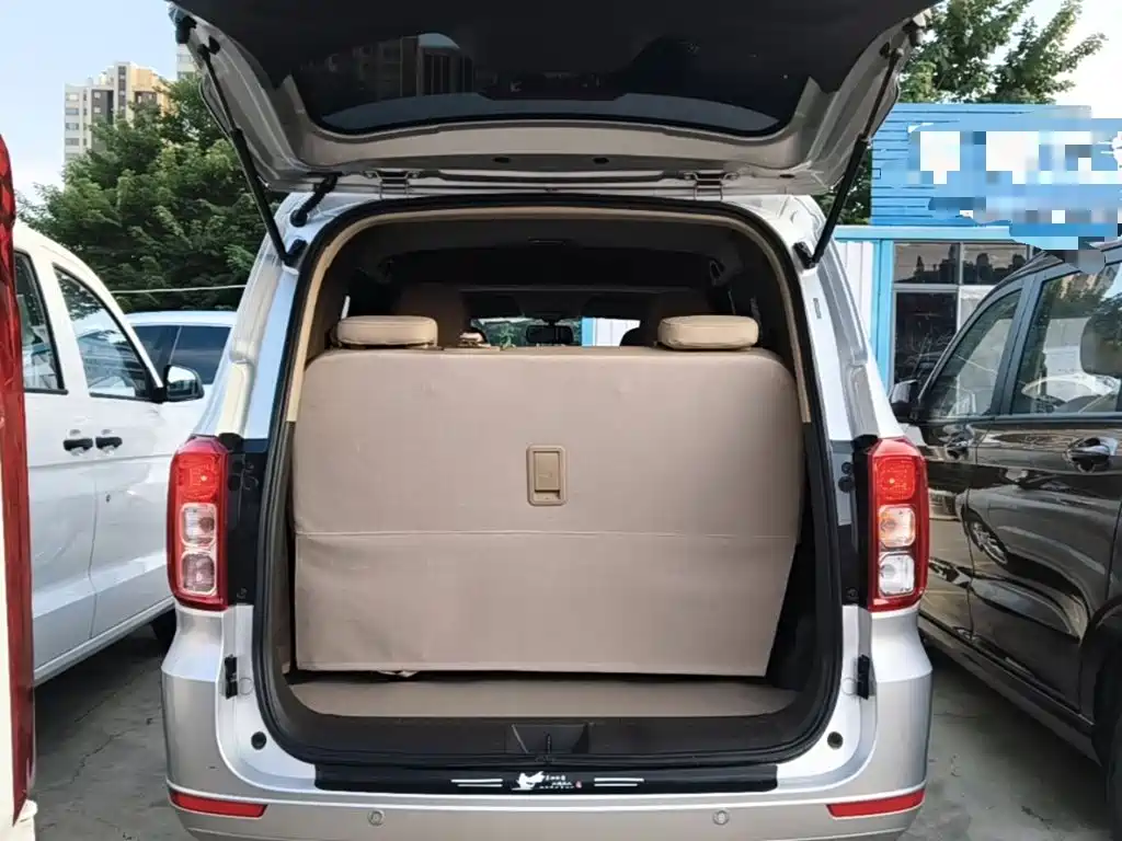 Wuling Hongguang — миниатюра 19