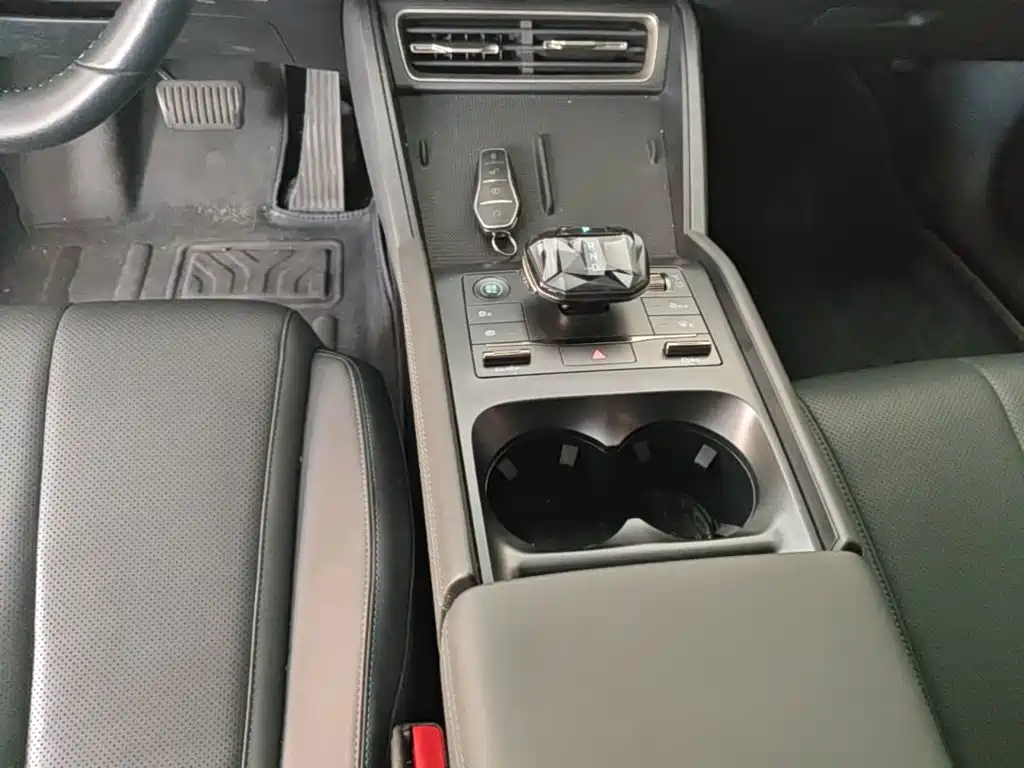BYD Qin L — миниатюра 14