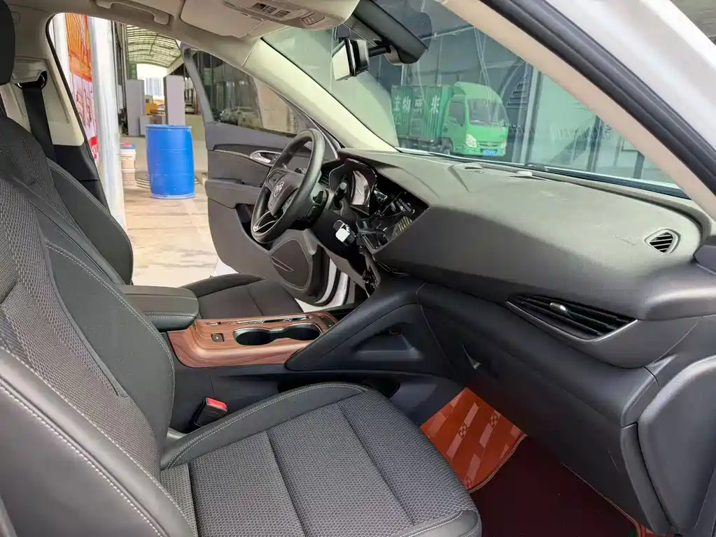 Buick Envision S — миниатюра 8