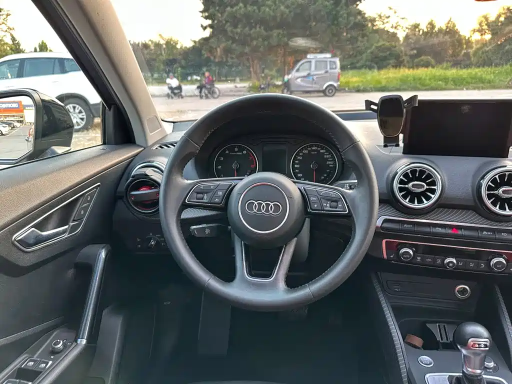 Audi Q2L — миниатюра 20