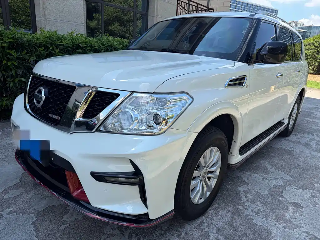 Nissan Patrol — миниатюра 2