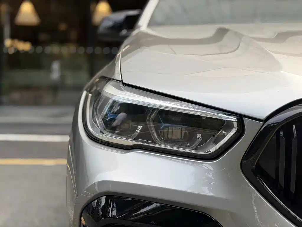 BMW X6 M — миниатюра 8