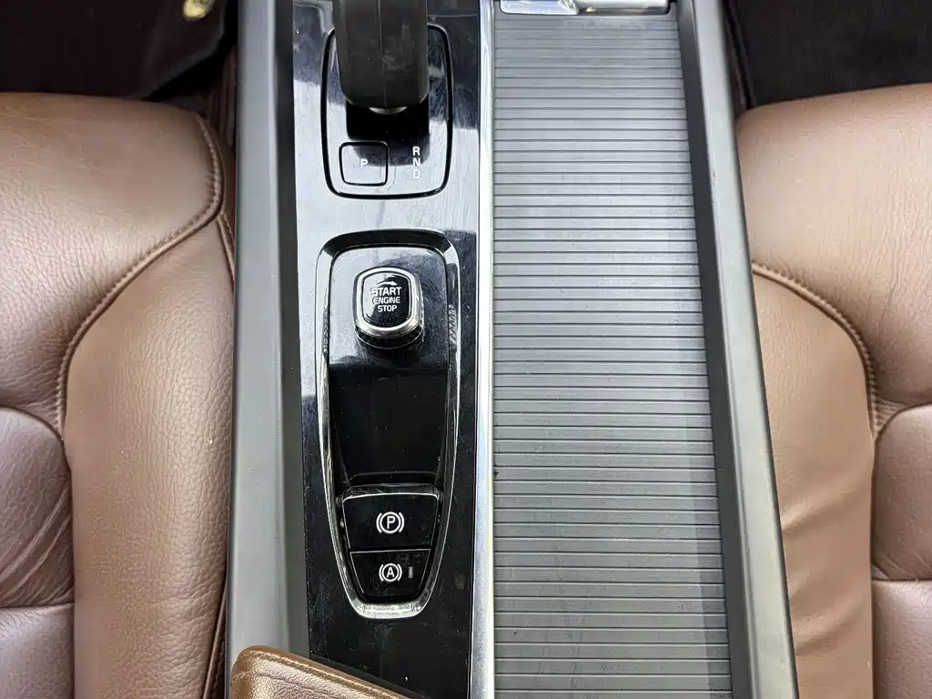 Volvo S60 — миниатюра 5