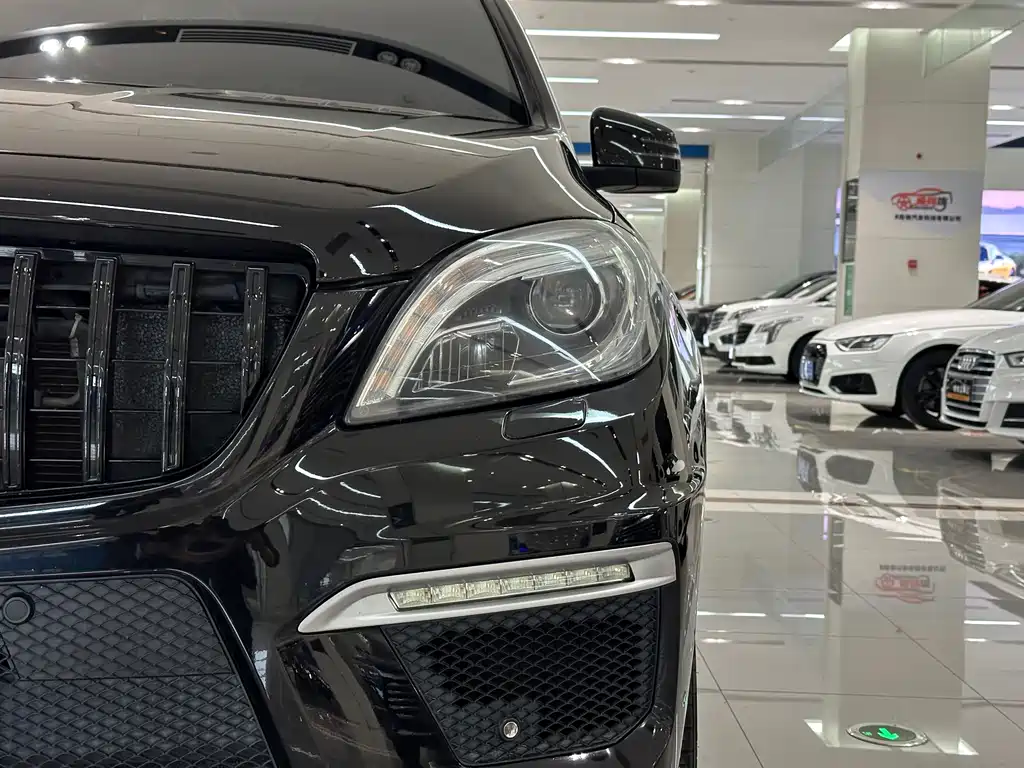 Mercedes-Benz M-Class AMG — миниатюра 4