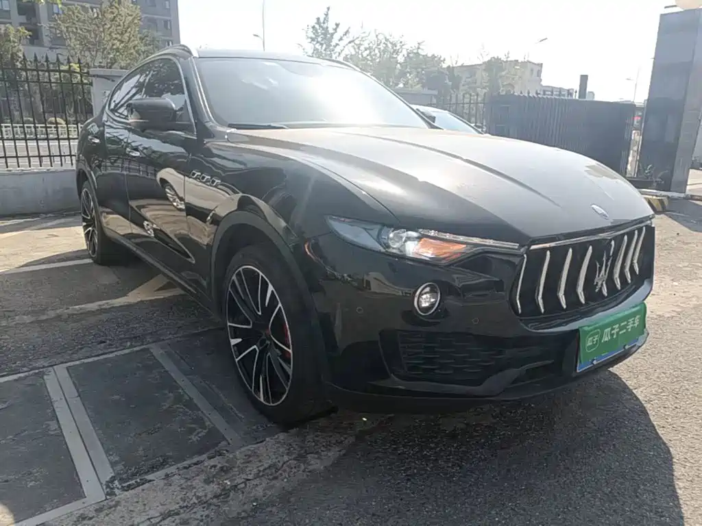 Maserati Levante — миниатюра 4