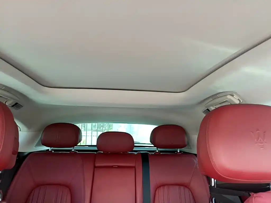 Maserati Levante — миниатюра 18