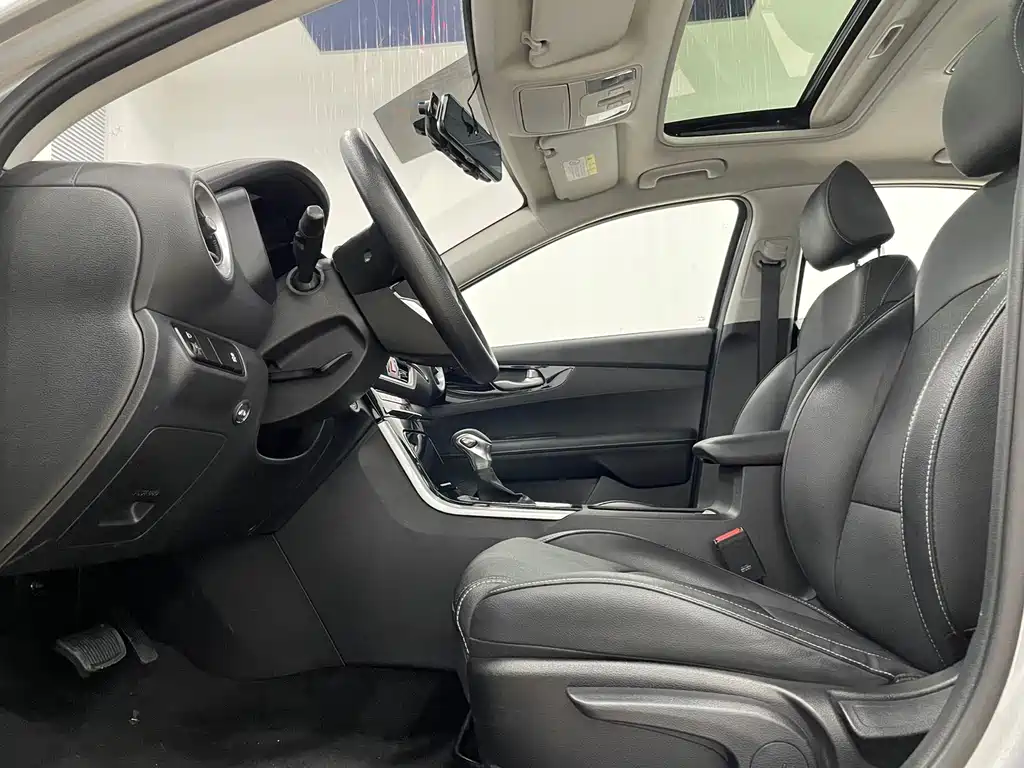Kia K3 2021 1.5L CVT Fashion