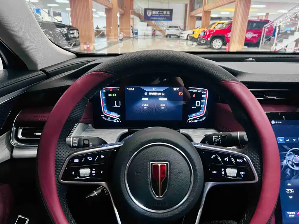 Hongqi Hongqi H5 — миниатюра 11