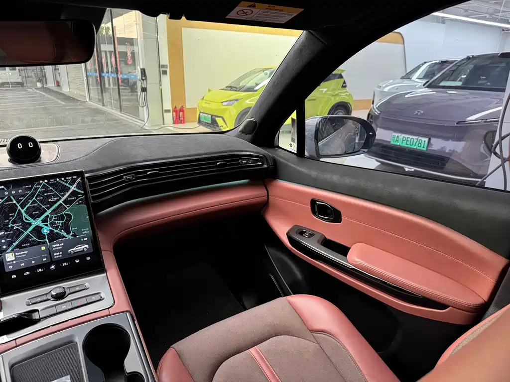 NIO EC6 — миниатюра 20