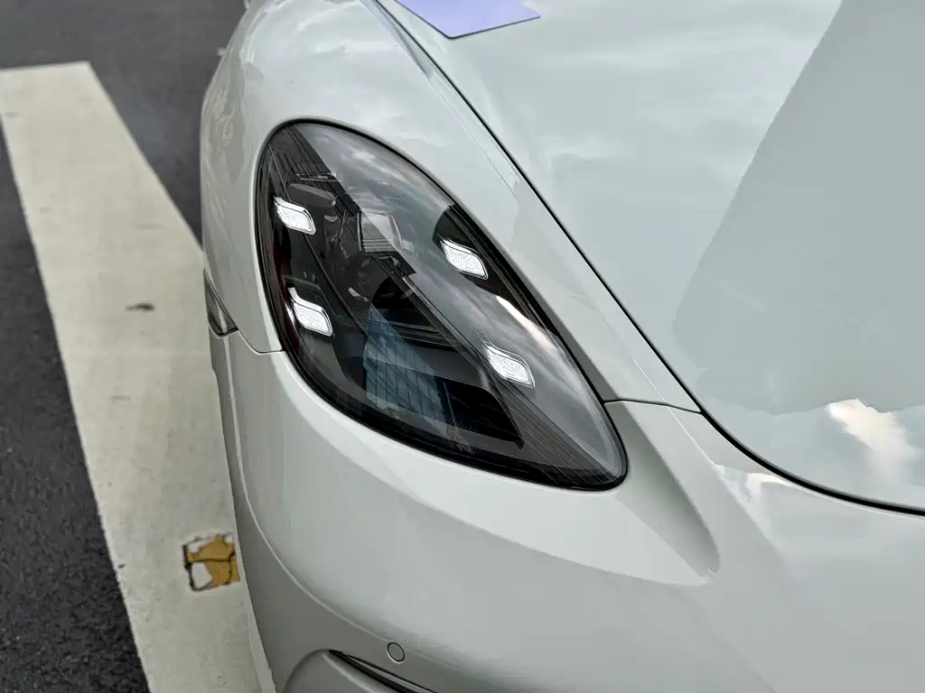 Porsche 718 2018 Cayman 2.0T