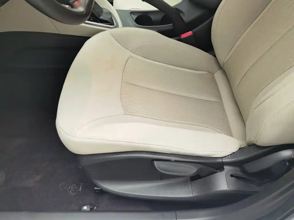 Buick Excelle — миниатюра 20