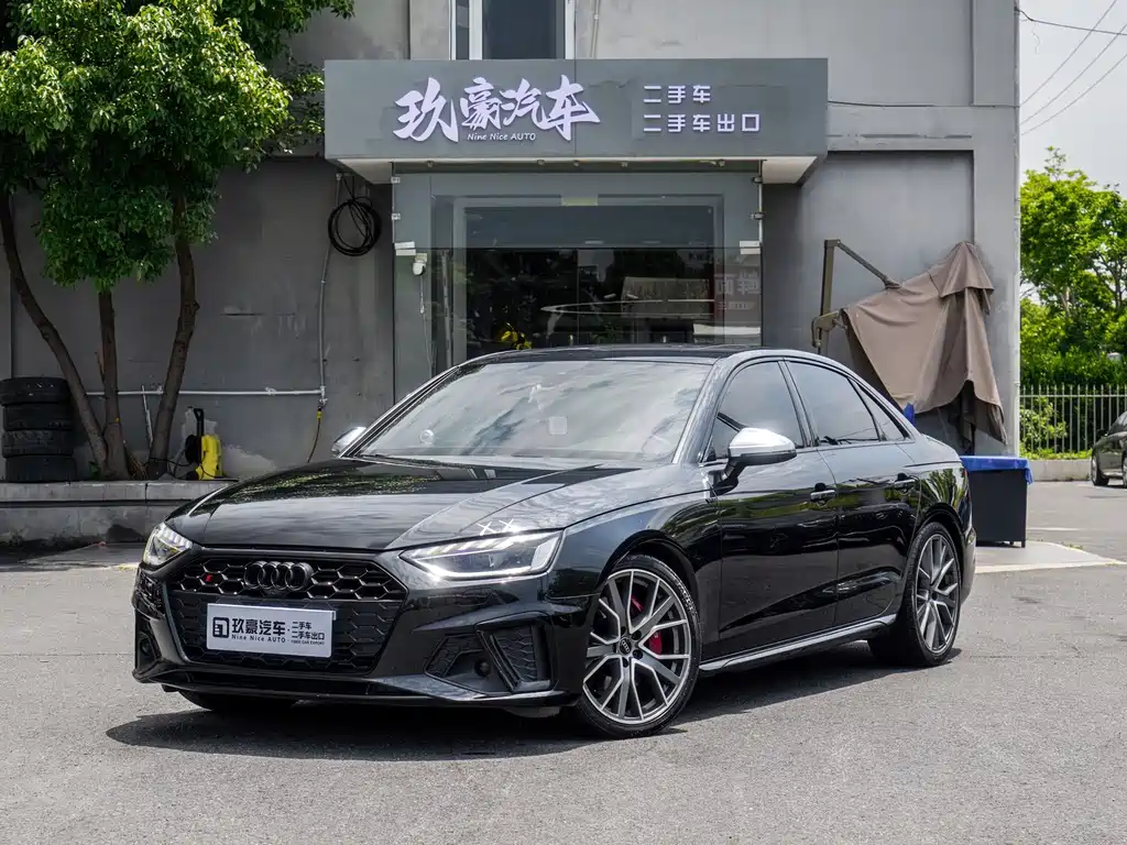Купить Audi S4