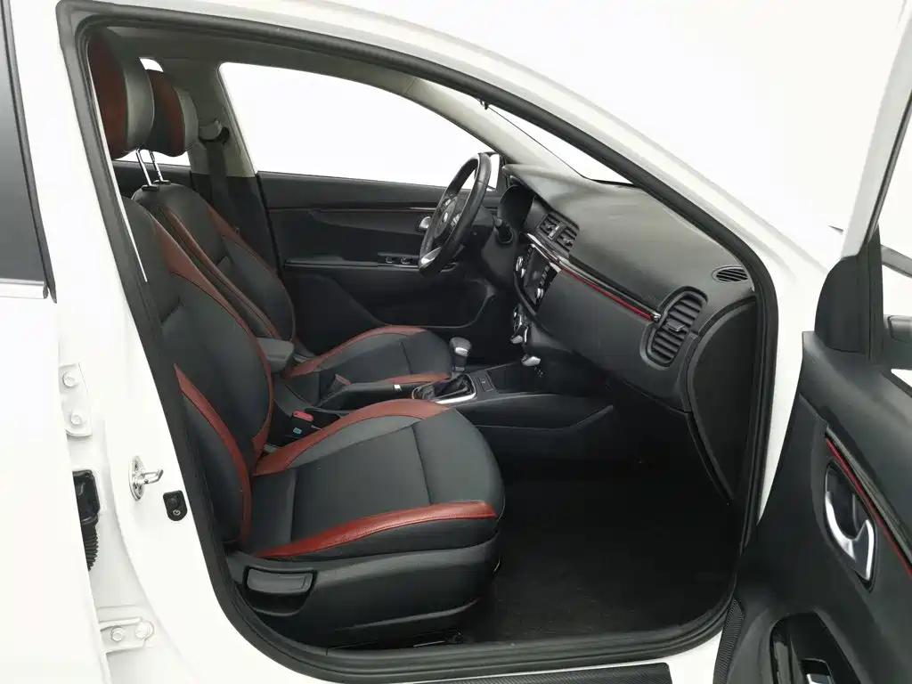 Kia KX Cross — миниатюра 23