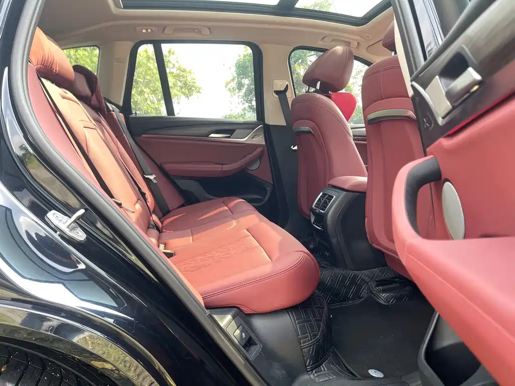 BMW X3 — миниатюра 15