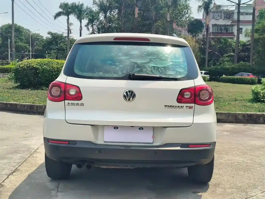 Volkswagen Tiguan 2010 1.8TSI AT