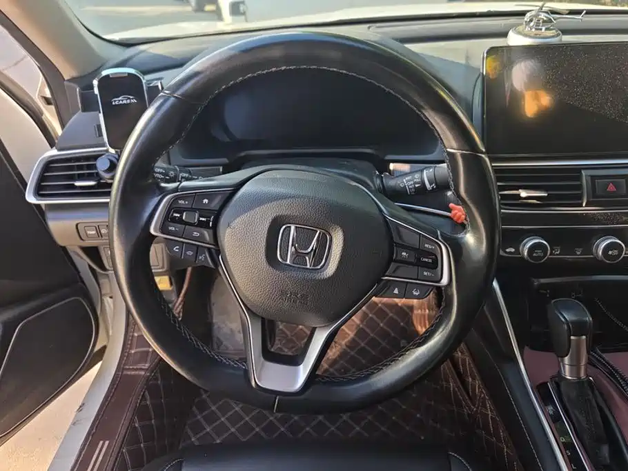 Honda Accord — миниатюра 14