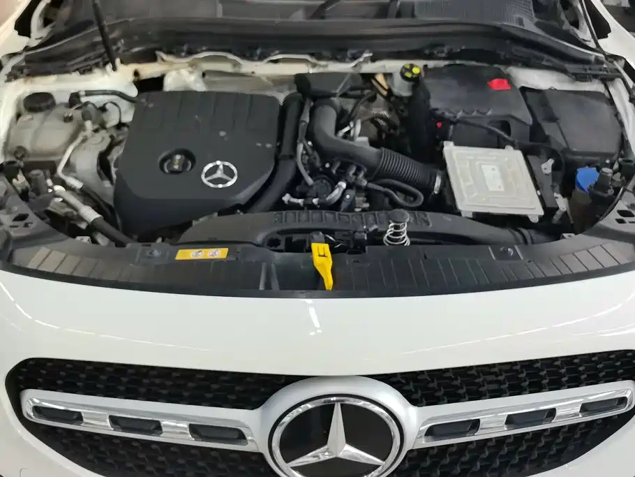 Mercedes-Benz GLA — миниатюра 10
