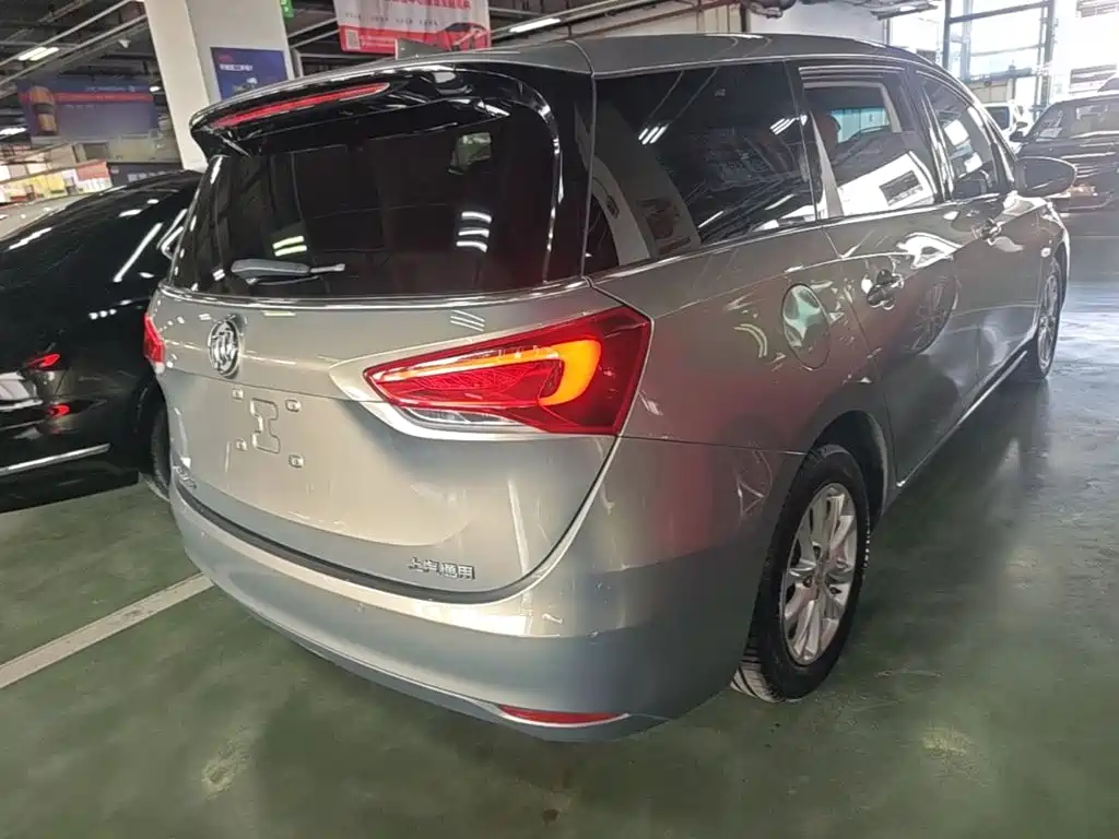 Buick GL6 — миниатюра 7