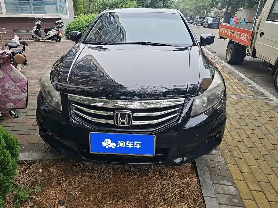 Honda Accord — миниатюра 2