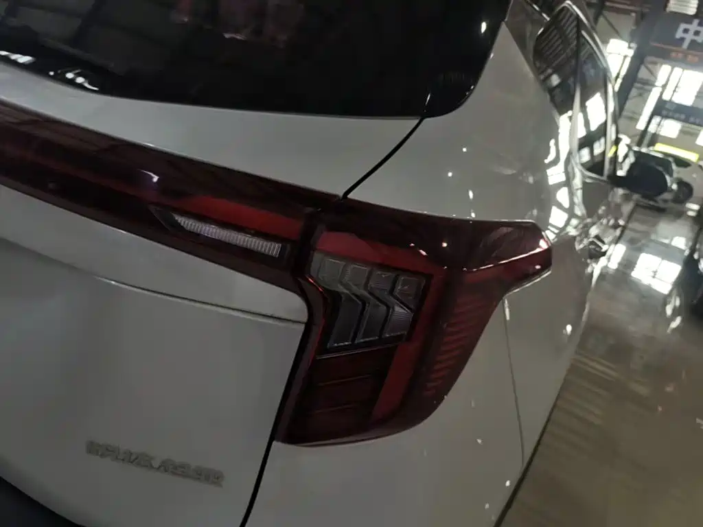 Kia Seltos — миниатюра 8