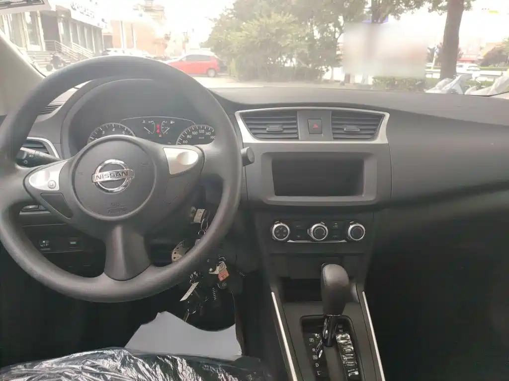 Nissan Sylphy — миниатюра 10