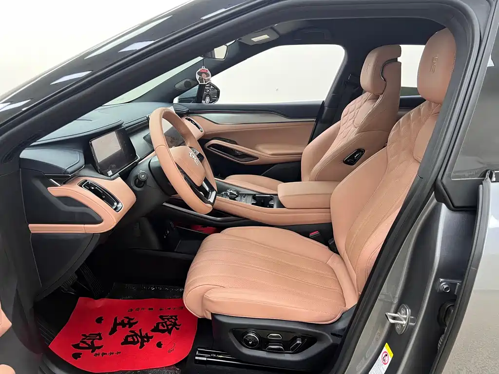 BYD L EV — миниатюра 14