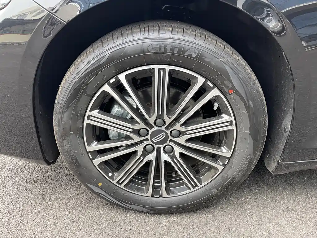 GEELY AUTOMOBILE XINGRUI