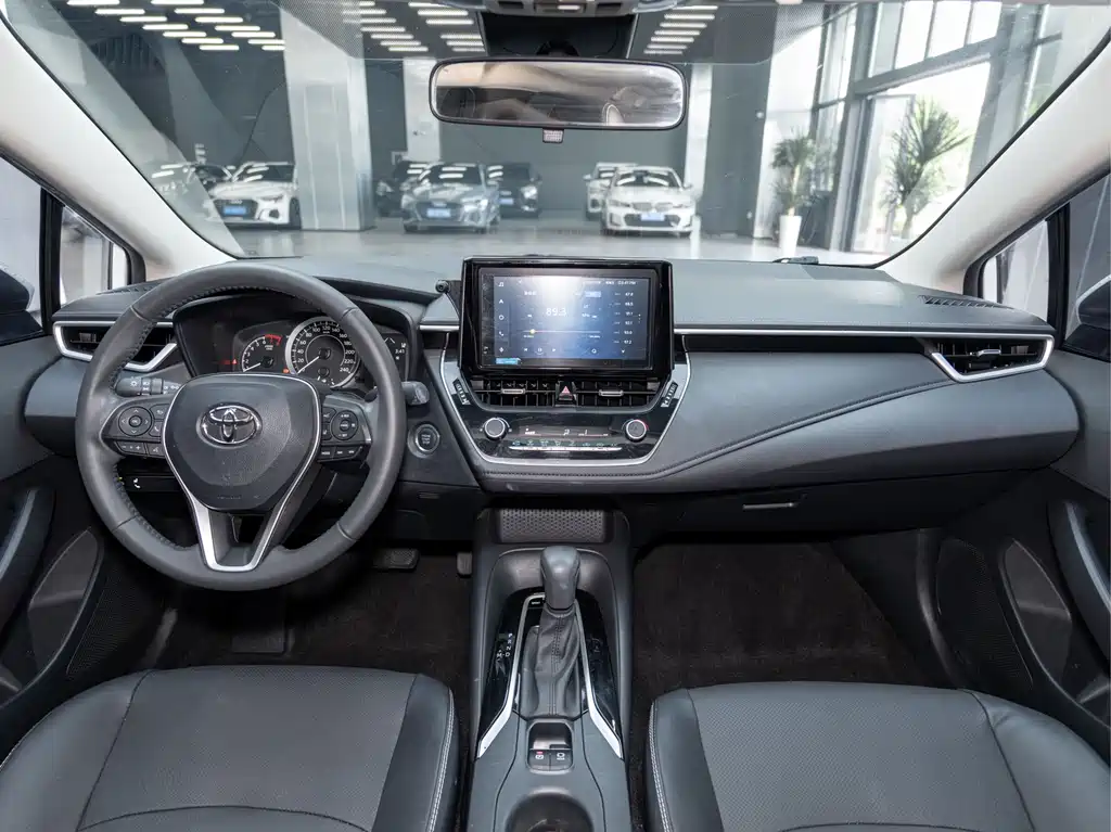 Toyota Corolla 1.2T S-CVT Luxury Edition, фото 15