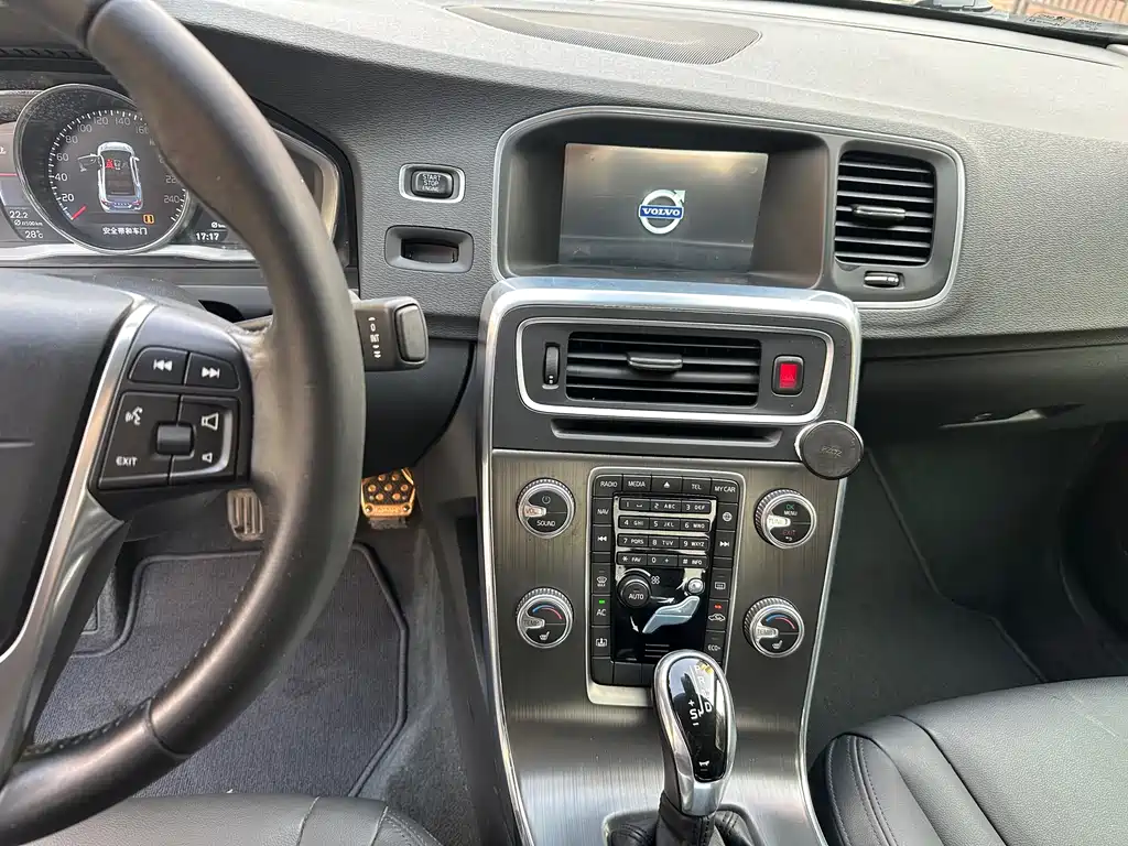 Volvo S60 2016 S60L T5