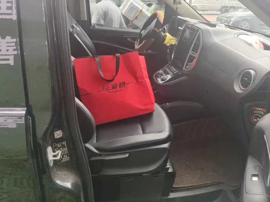 Mercedes-Benz Vito — миниатюра 8
