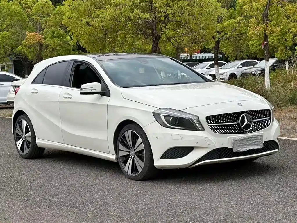 Mercedes-Benz A-Class (Import) 2016