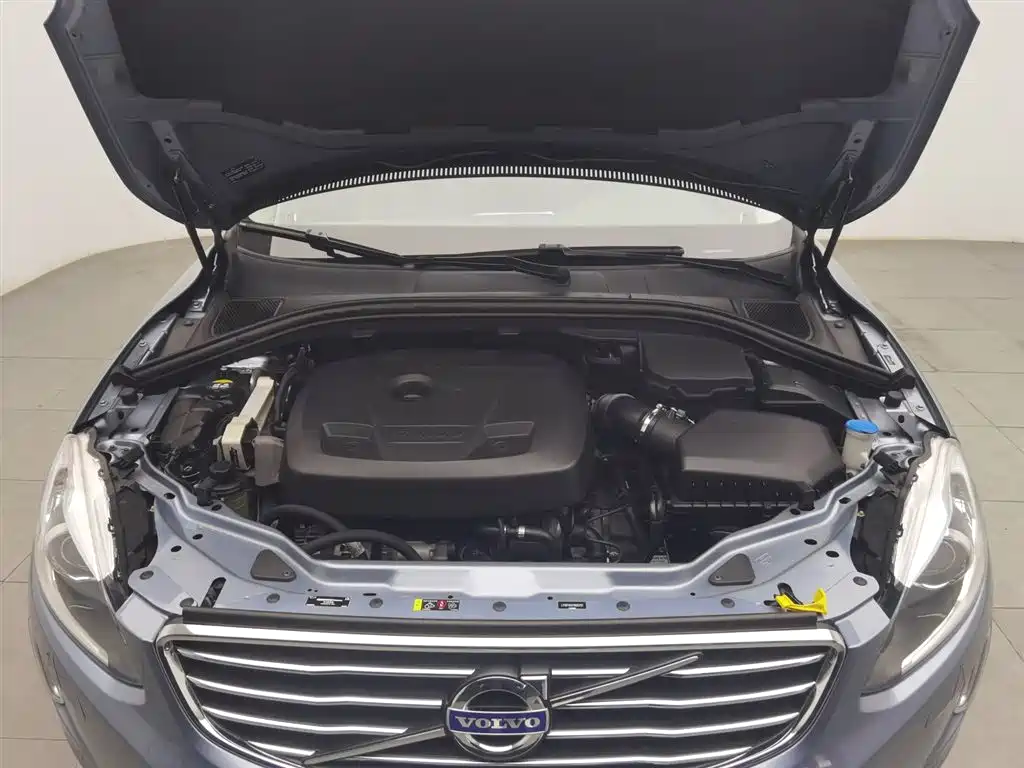 Volvo XC60 2017 T5