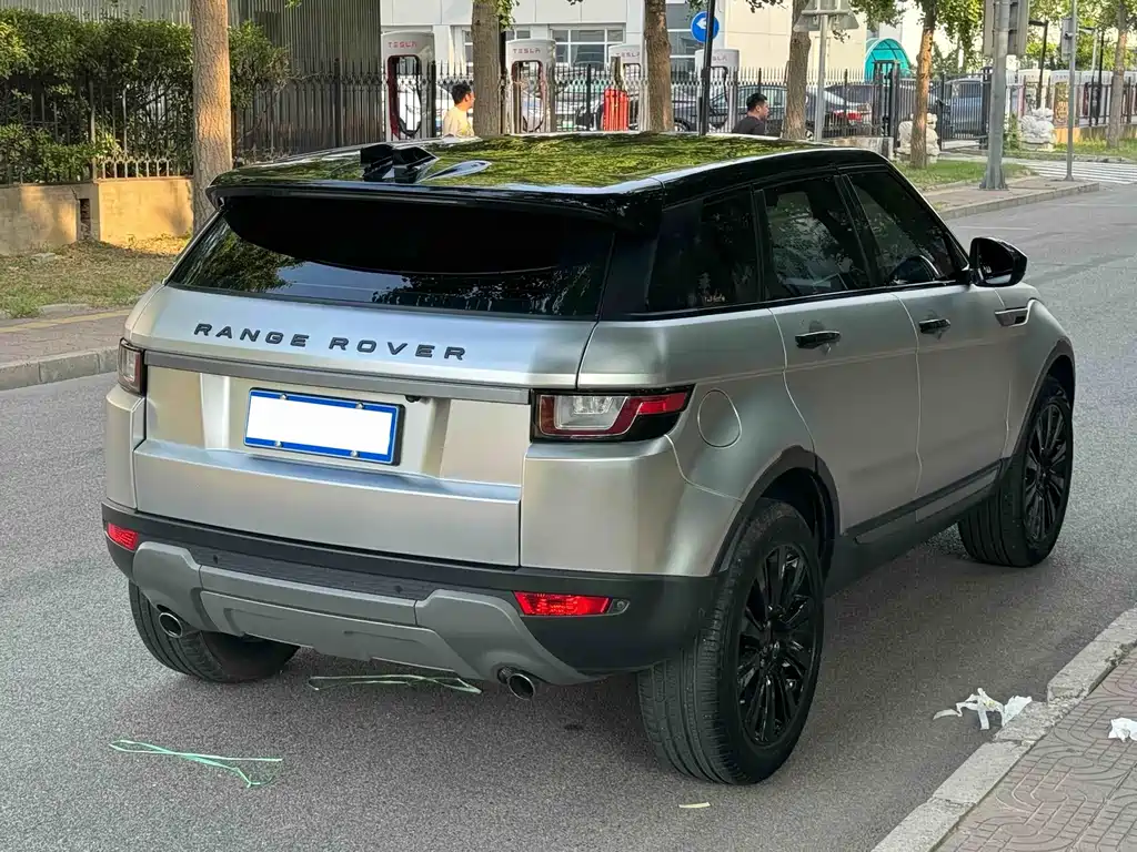 Land Rover Evoque — миниатюра 6
