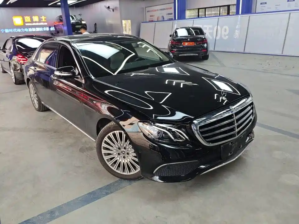 Mercedes-Benz E-Class E 2019 E 300 L Fashion