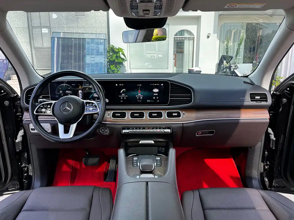 Mercedes-Benz GLE (Import) — миниатюра 6