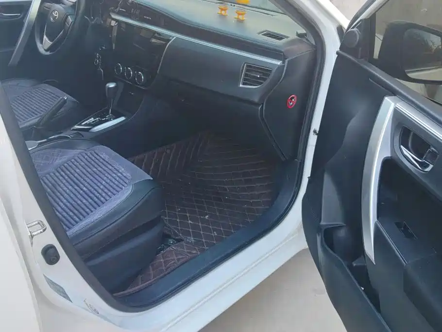 Toyota Corolla — миниатюра 8