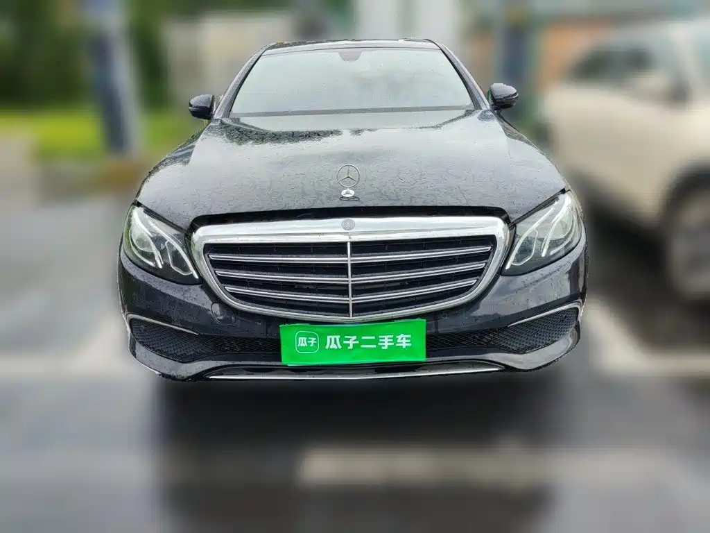 Mercedes-Benz E-Class — миниатюра 24