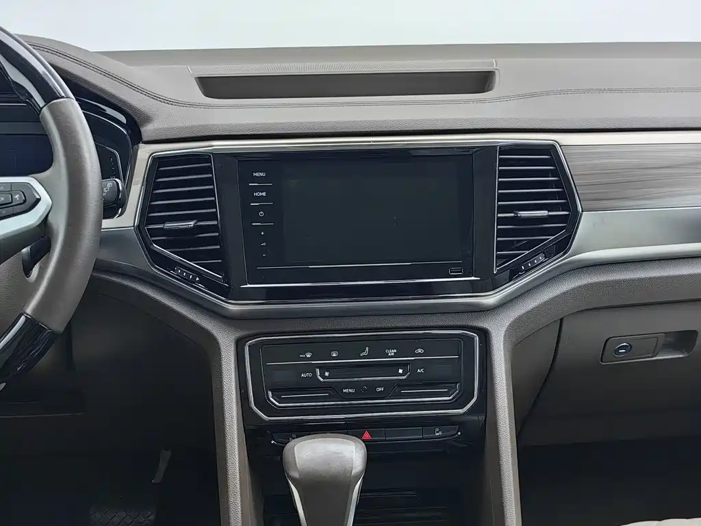 Volkswagen Viloran — миниатюра 12