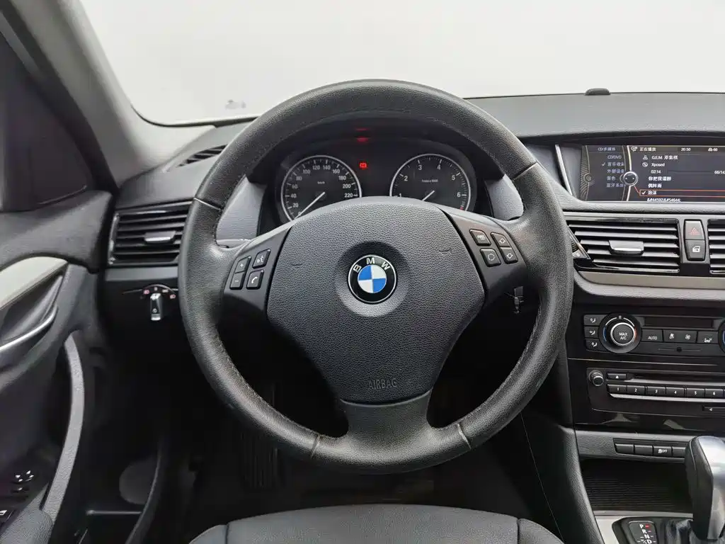 BMW X1 (Import) — миниатюра 11