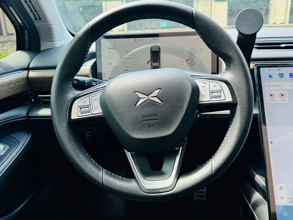 XPeng P5 — миниатюра 16
