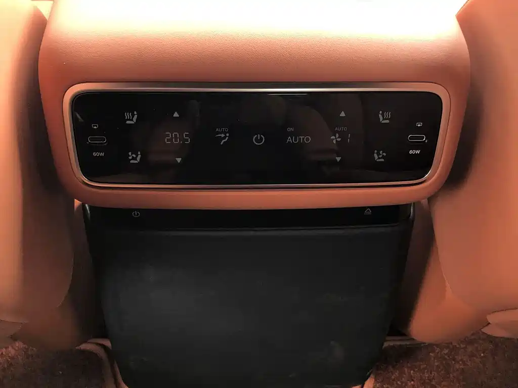 Li Auto Li L8 — миниатюра 14